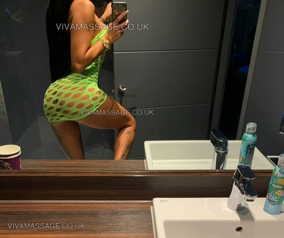 Photo 6 of Raunchy Reegan xx