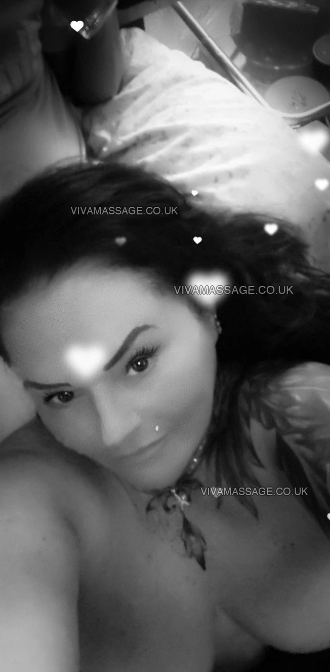 Photo 10 of Foxy_Flirty