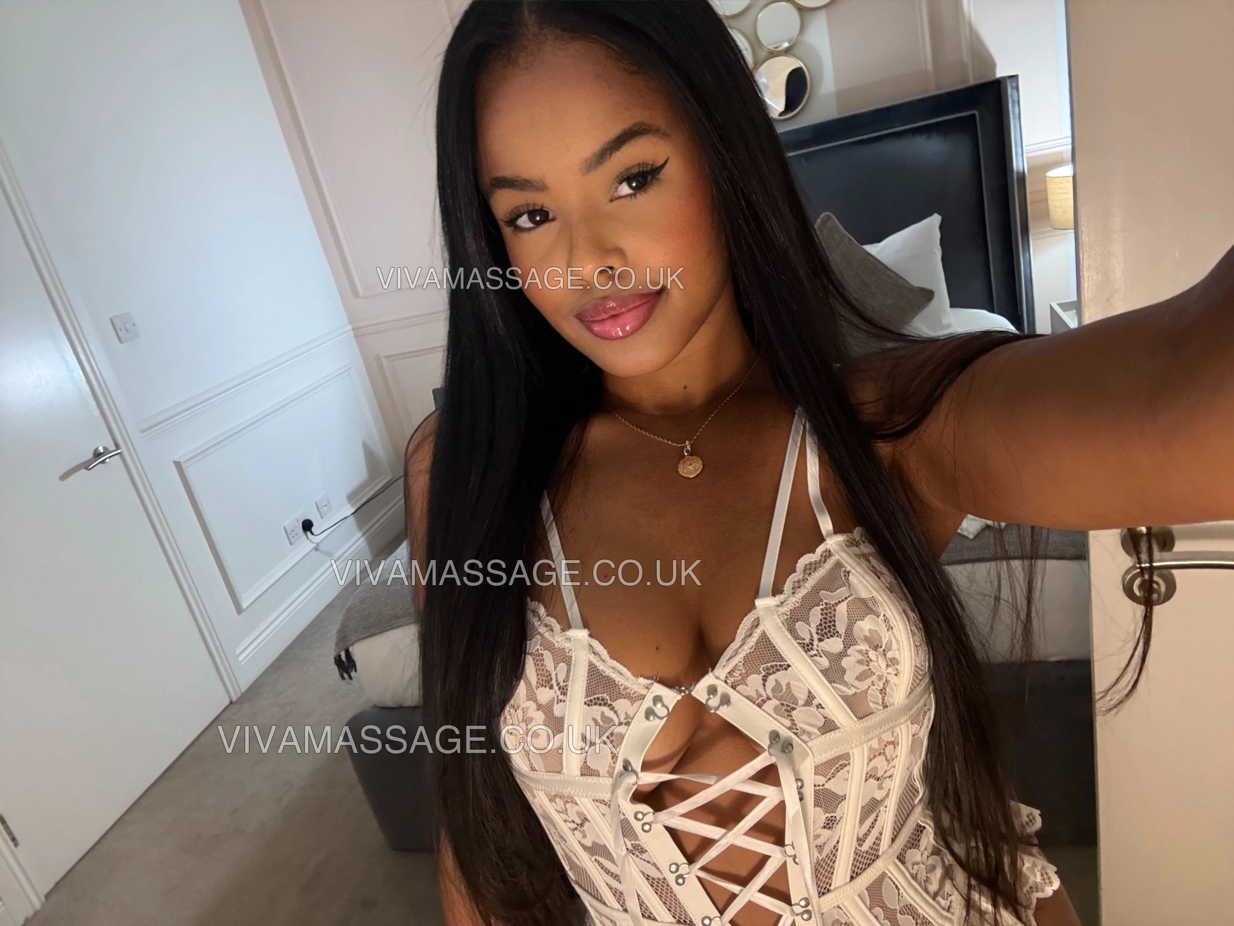 Photo 2 of MIA HOT GIRL 