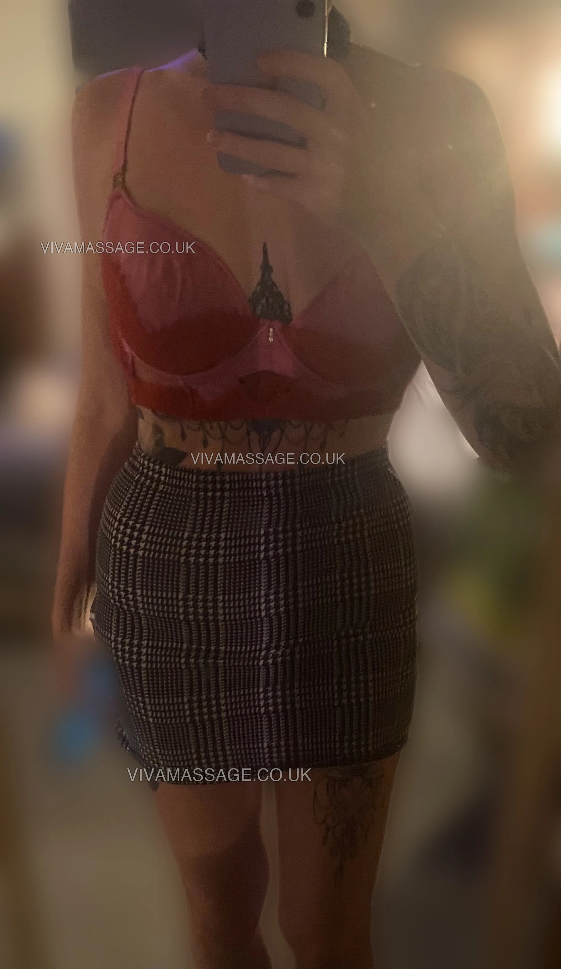 Photo 23 of FilthyLaura