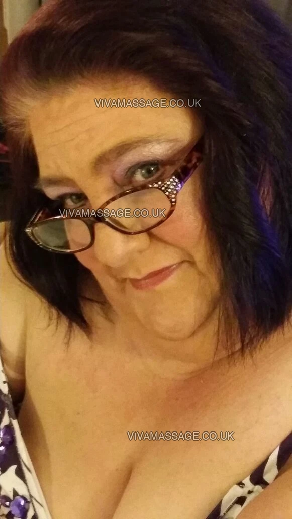 Photo 75 of Lauren British BBW 