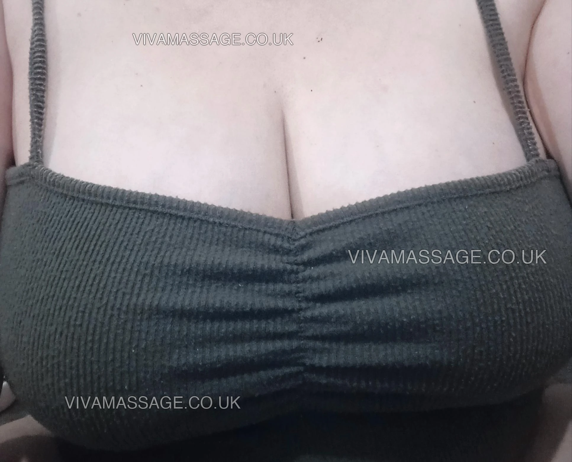 Photo 4 of GirlNextDoorEmma