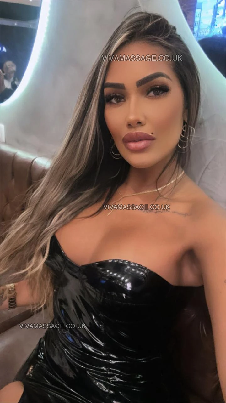 Photo 1 of PEROLA_PARTYGIRL