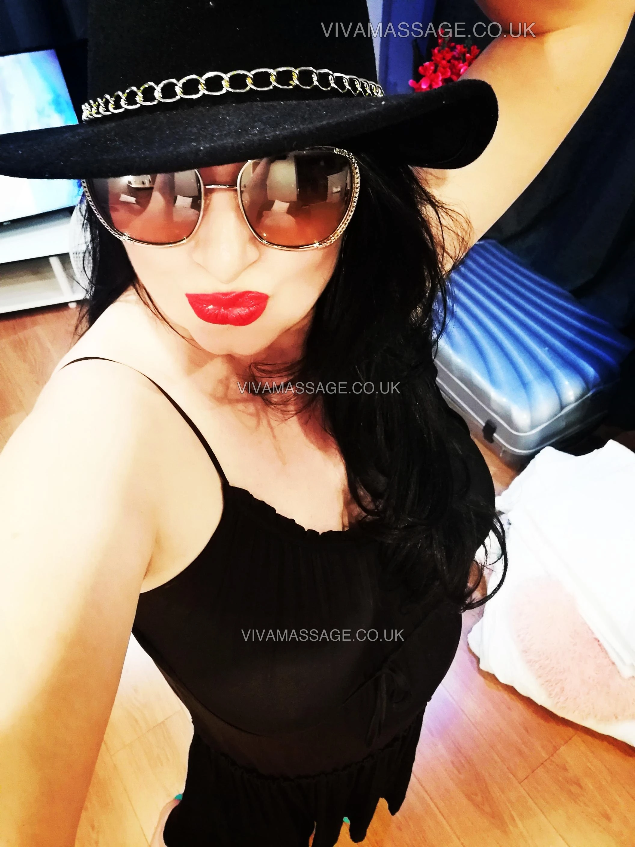 Photo 3 of Juicy Curvy Sophia 