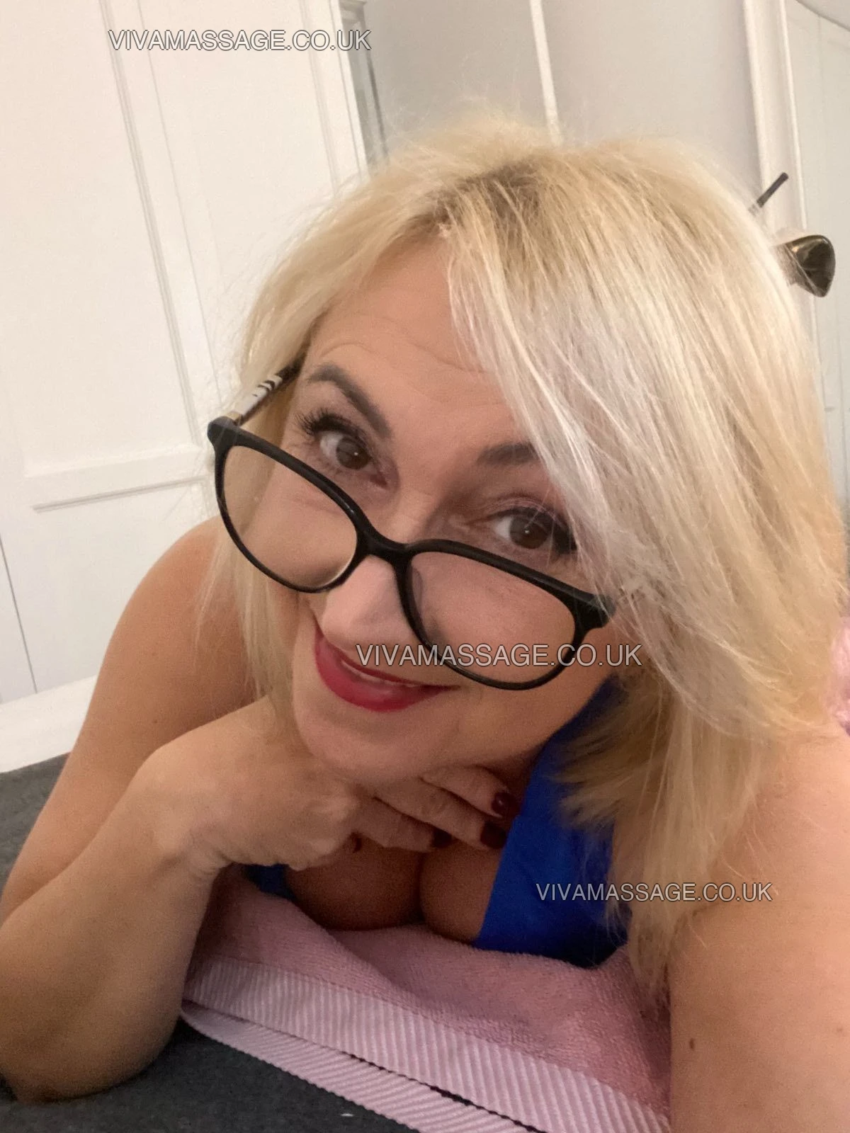 Photo 21 of Crystal.Lady