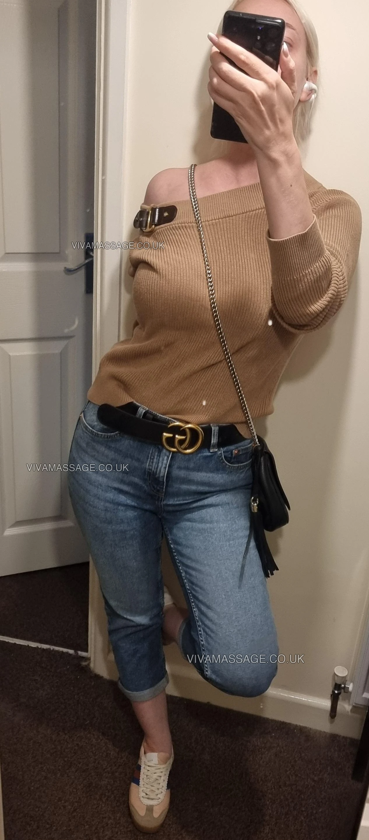 Photo 14 of Angelica Gemini