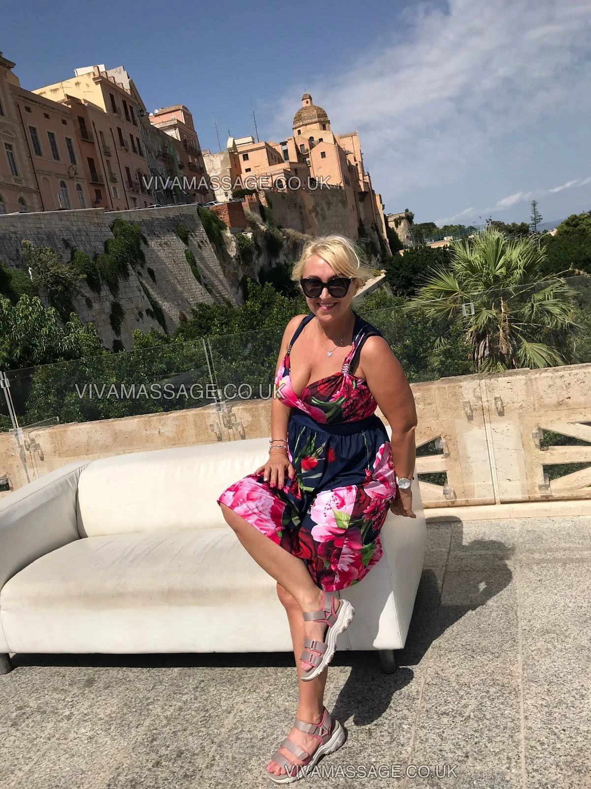 Photo 48 of Crystal.Lady