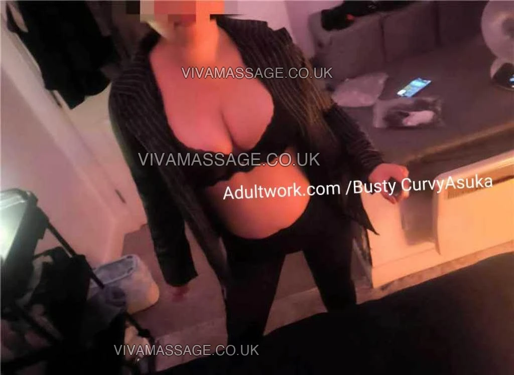 Photo 14 of Busty CurvyAsuka
