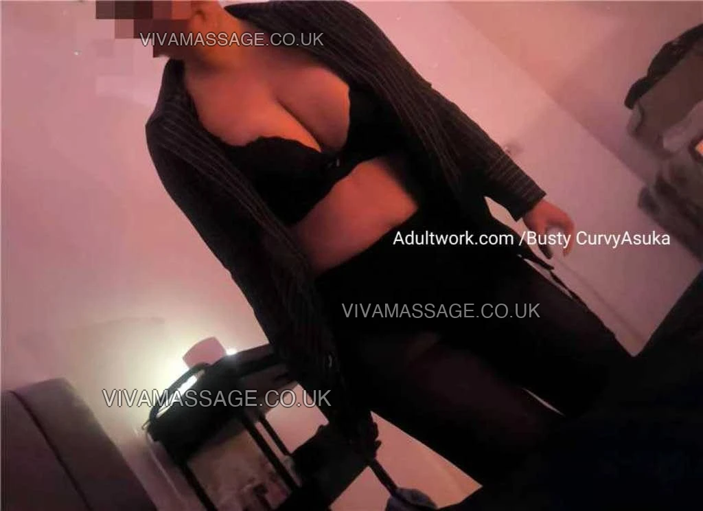 Photo 1 of Busty CurvyAsuka