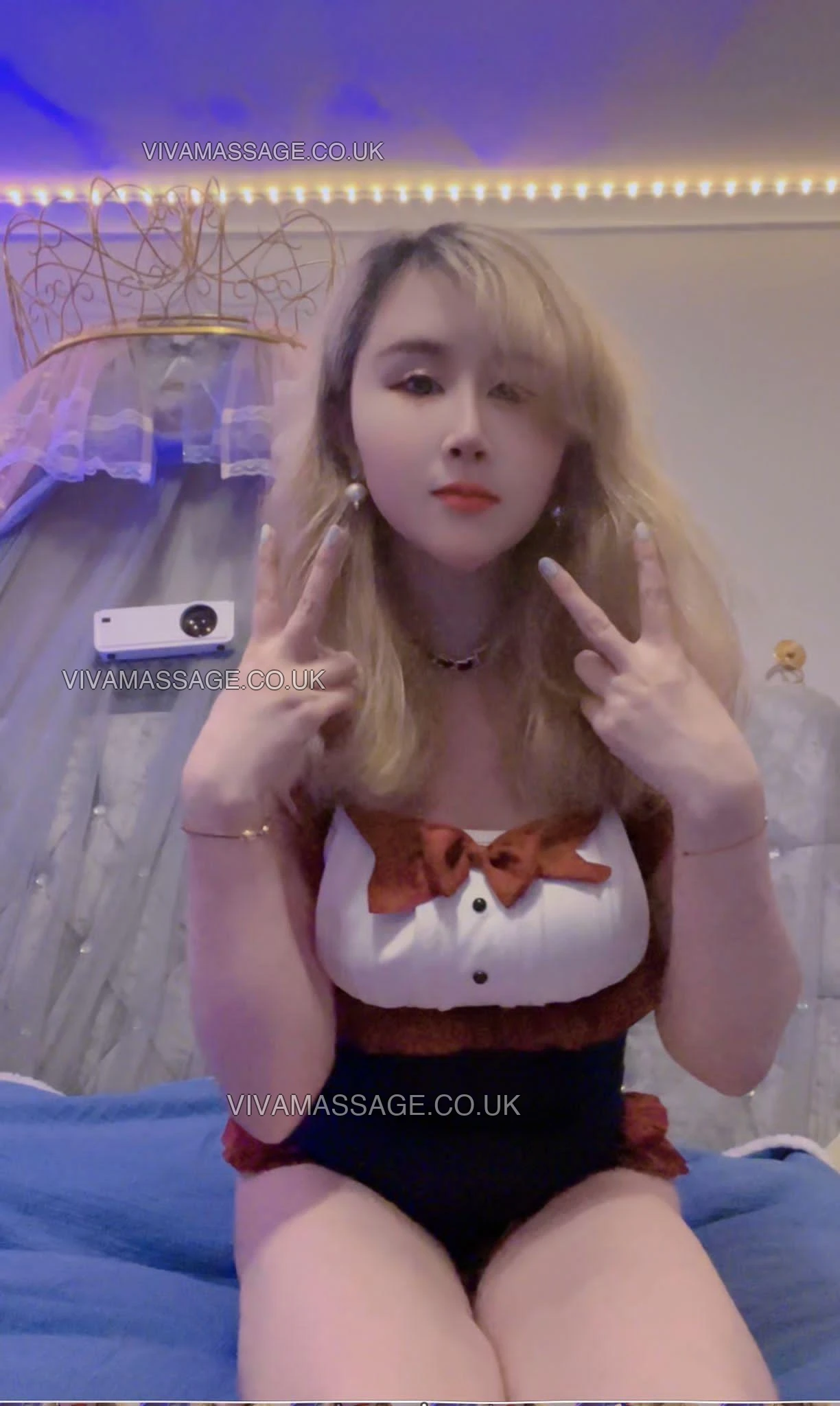 Photo 26 of Party Kiki