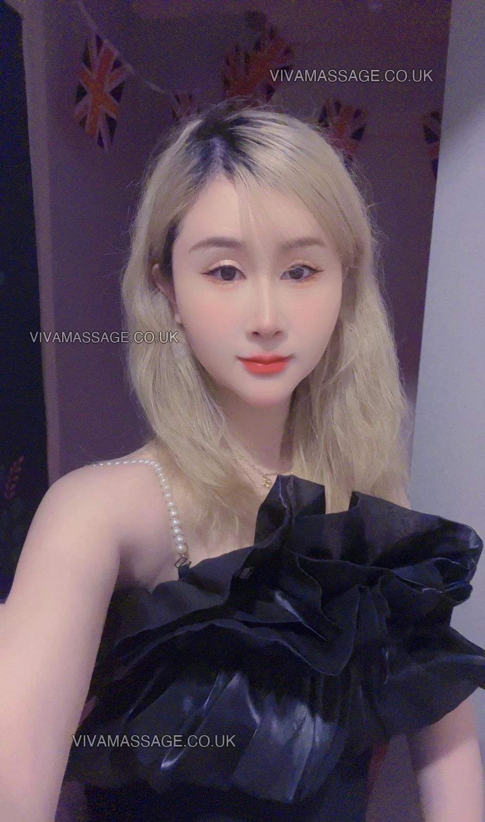 Photo 27 of Party Kiki