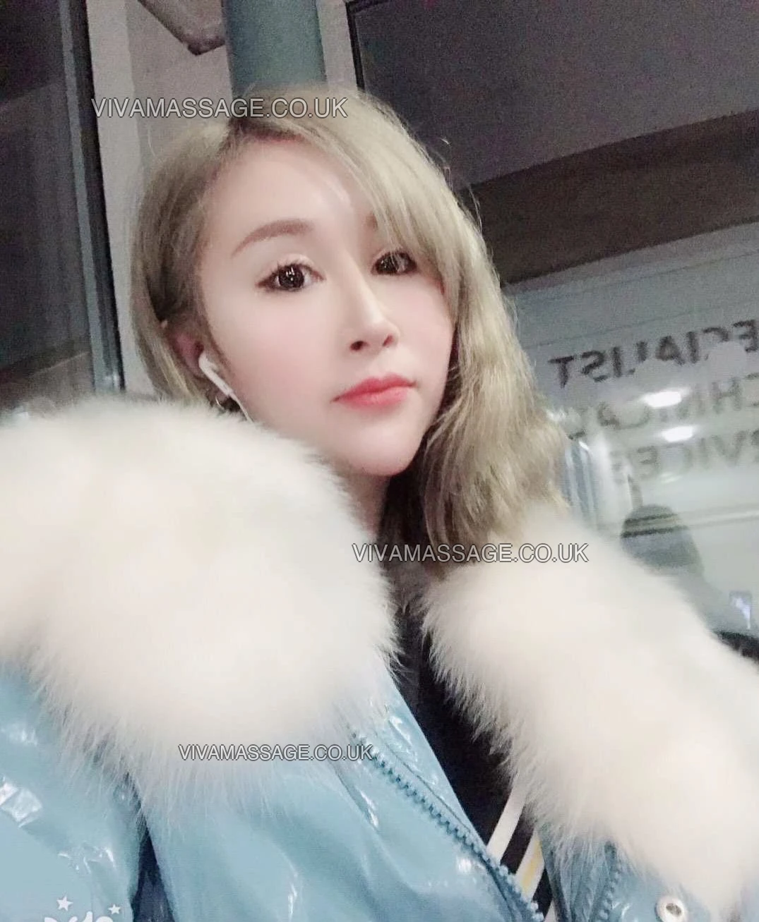 Photo 40 of Party Kiki