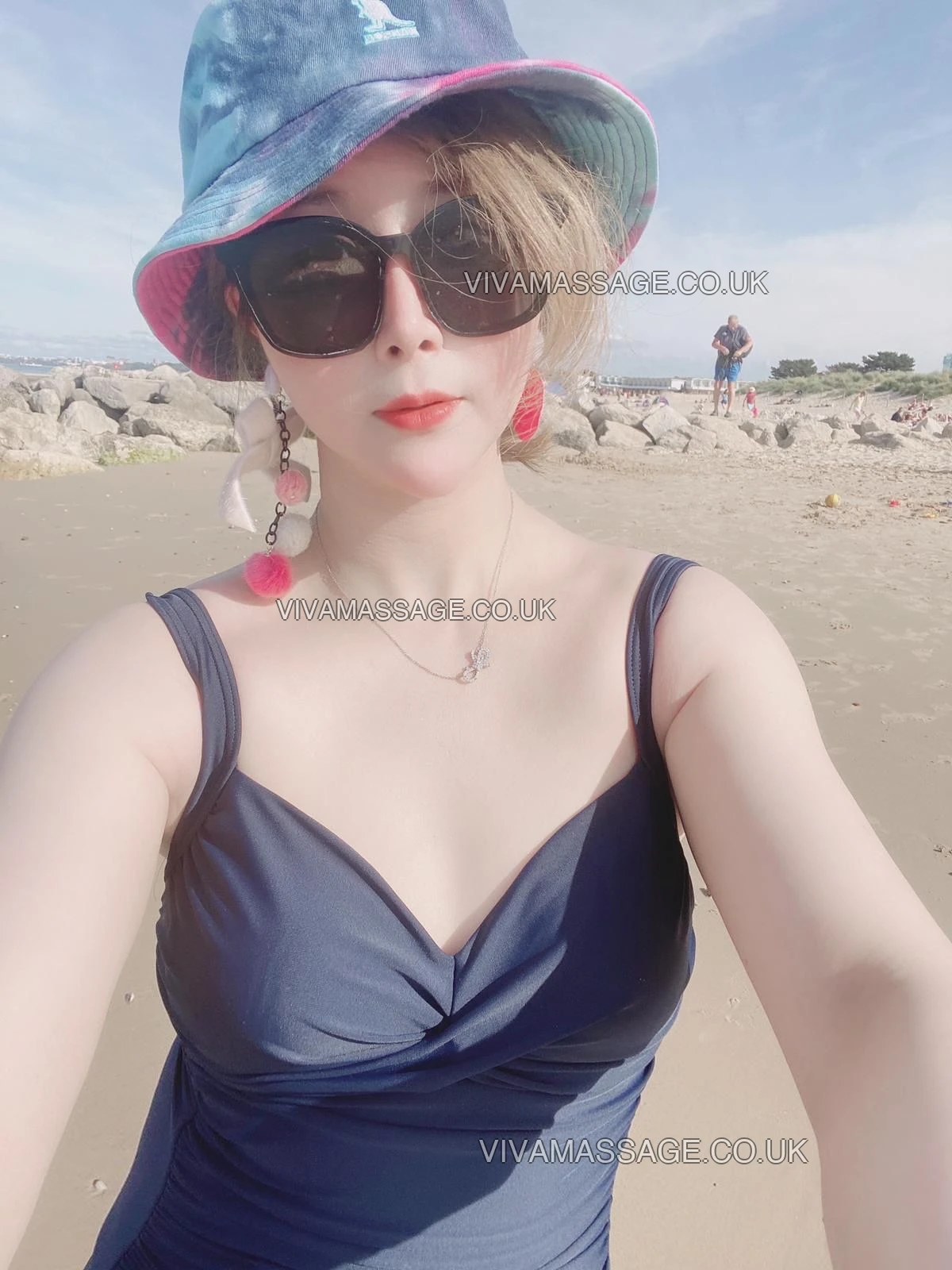 Photo 44 of Party Kiki