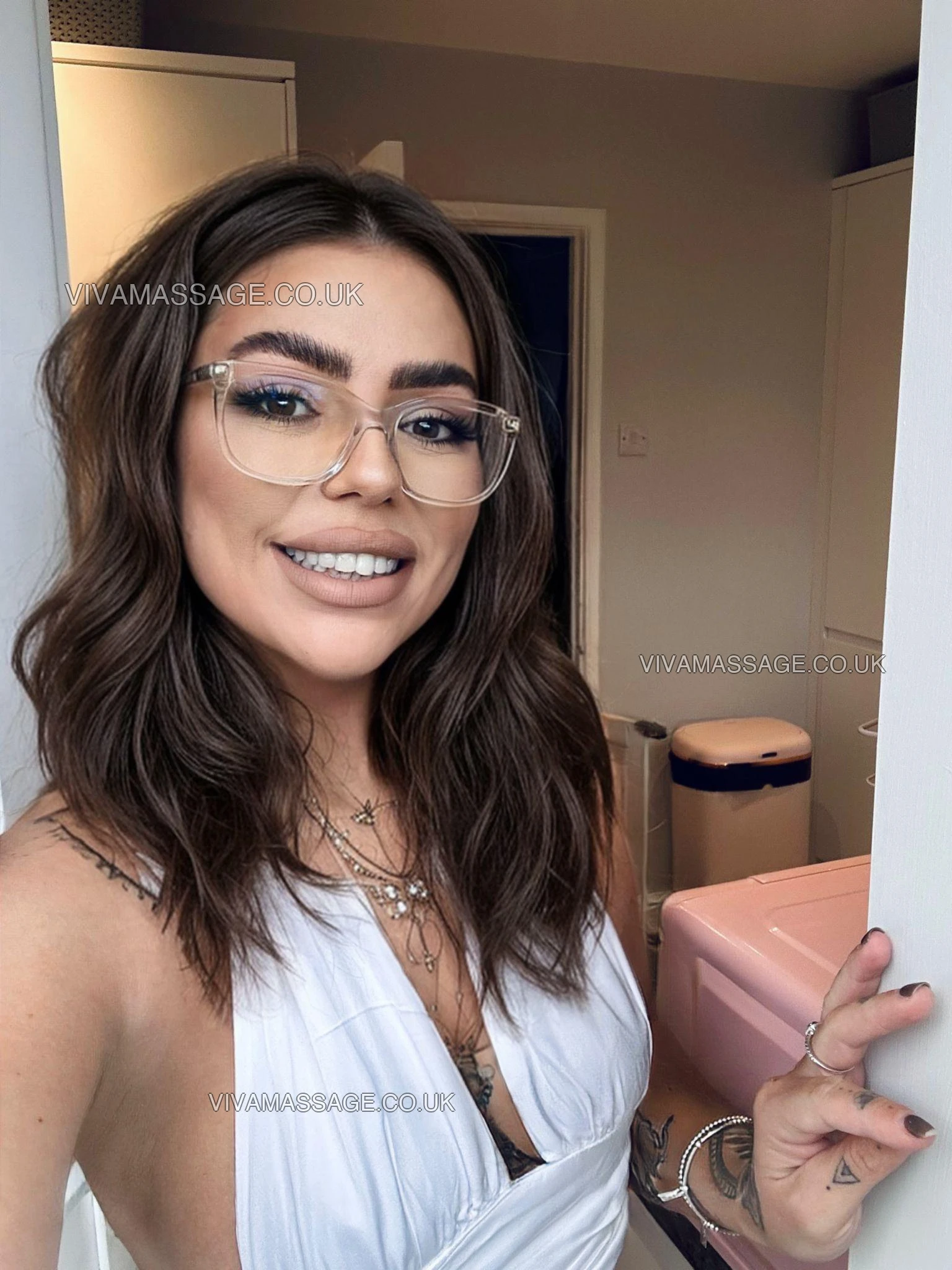 Photo 16 of Innocent_Dolly