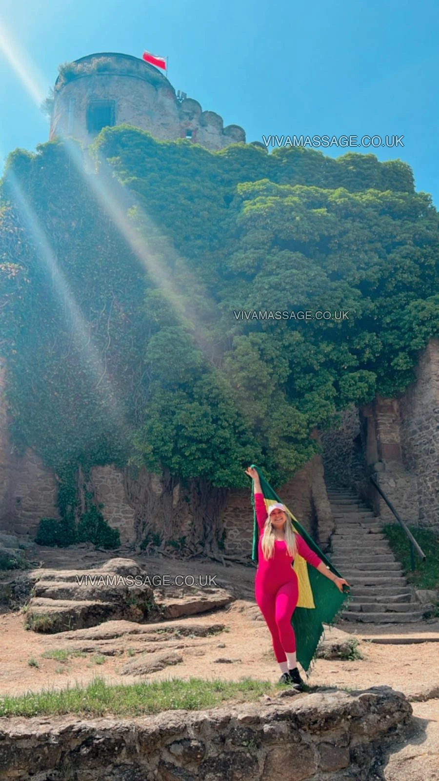 Photo 9 of SEXY PRISCILA