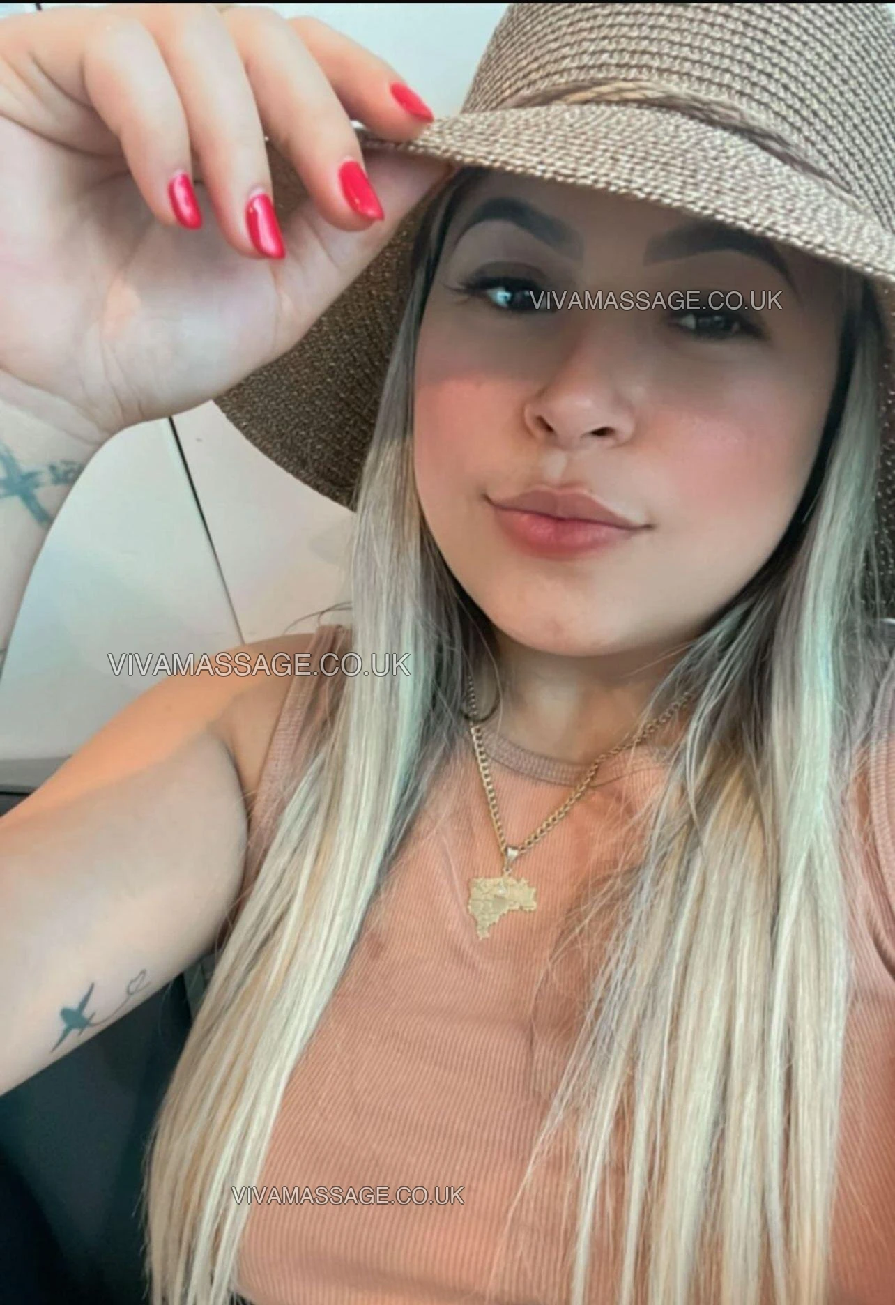 Photo 22 of SEXY PRISCILA