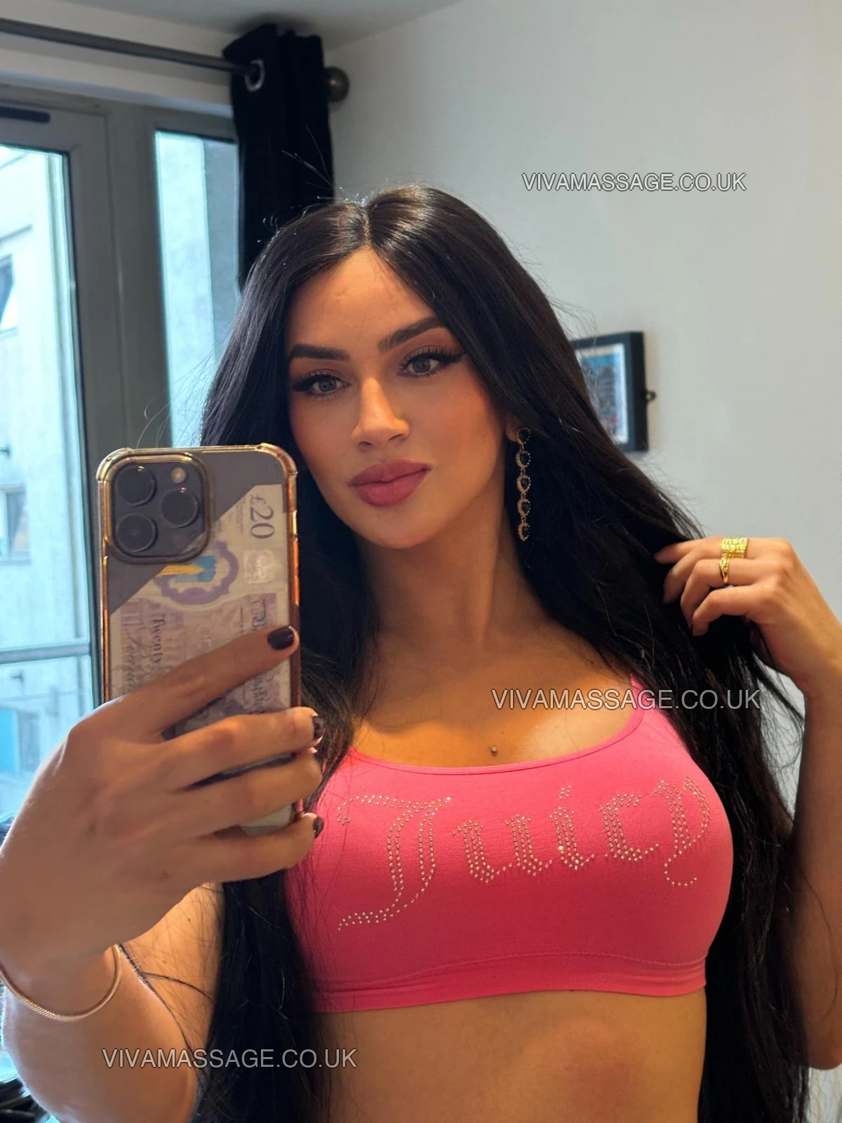 Photo 1 of Miss_Cecilia