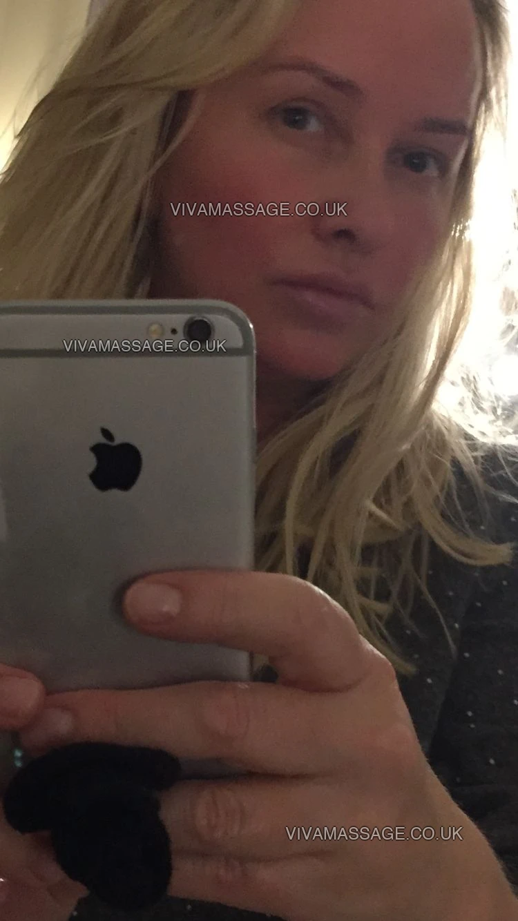 Photo 2 of CLAIREXXXX