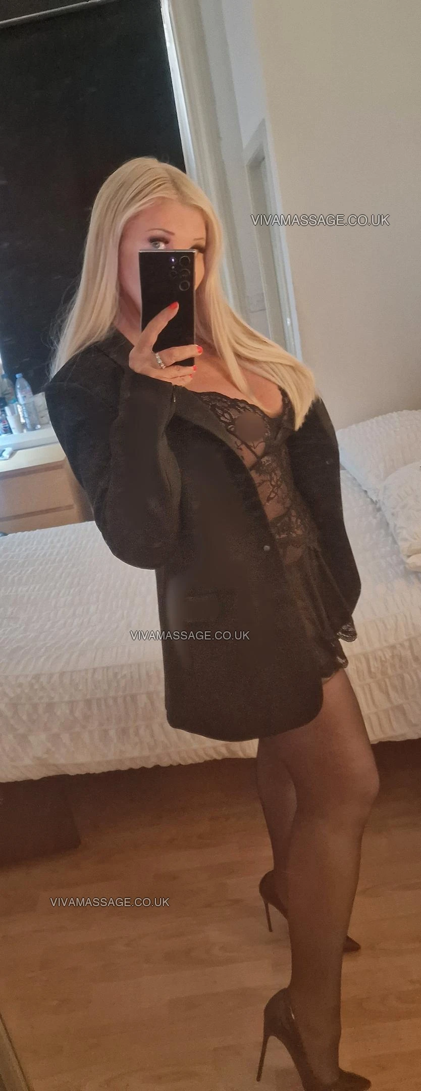 Photo 41 of CurvySavannah