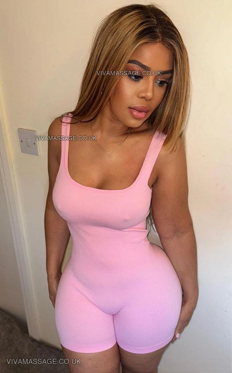 Photo 3 of Hot Latina 5 star