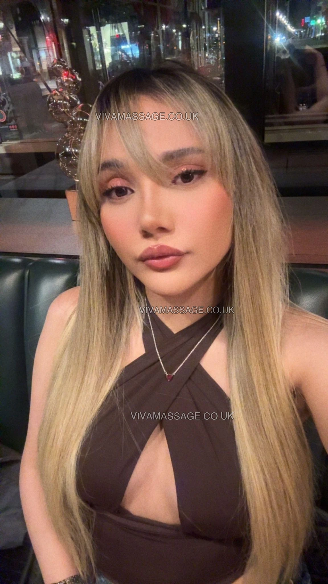 Photo 7 of sexyblondeEmilly