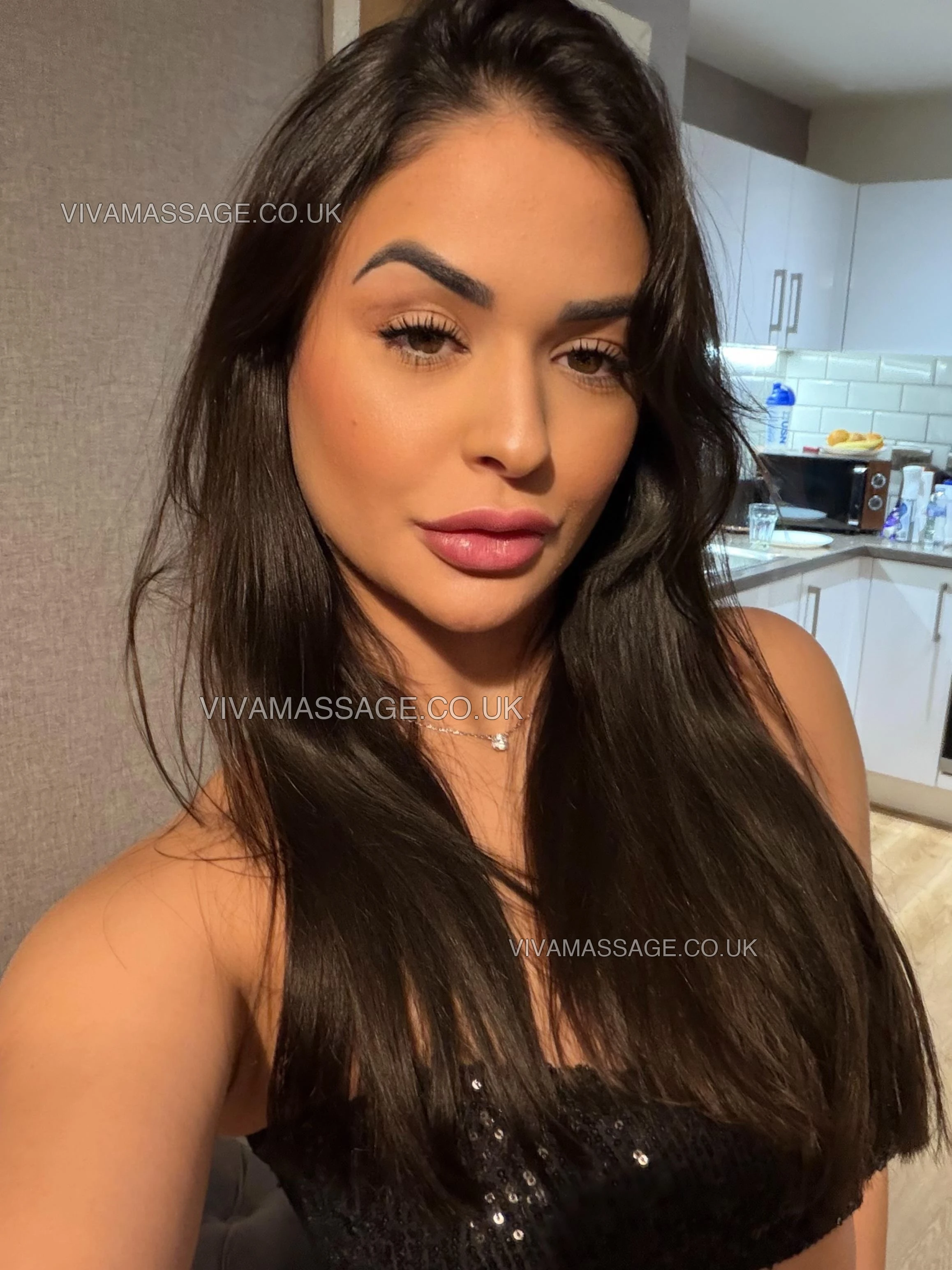 Photo 1 of SCARLET GORGEOUS