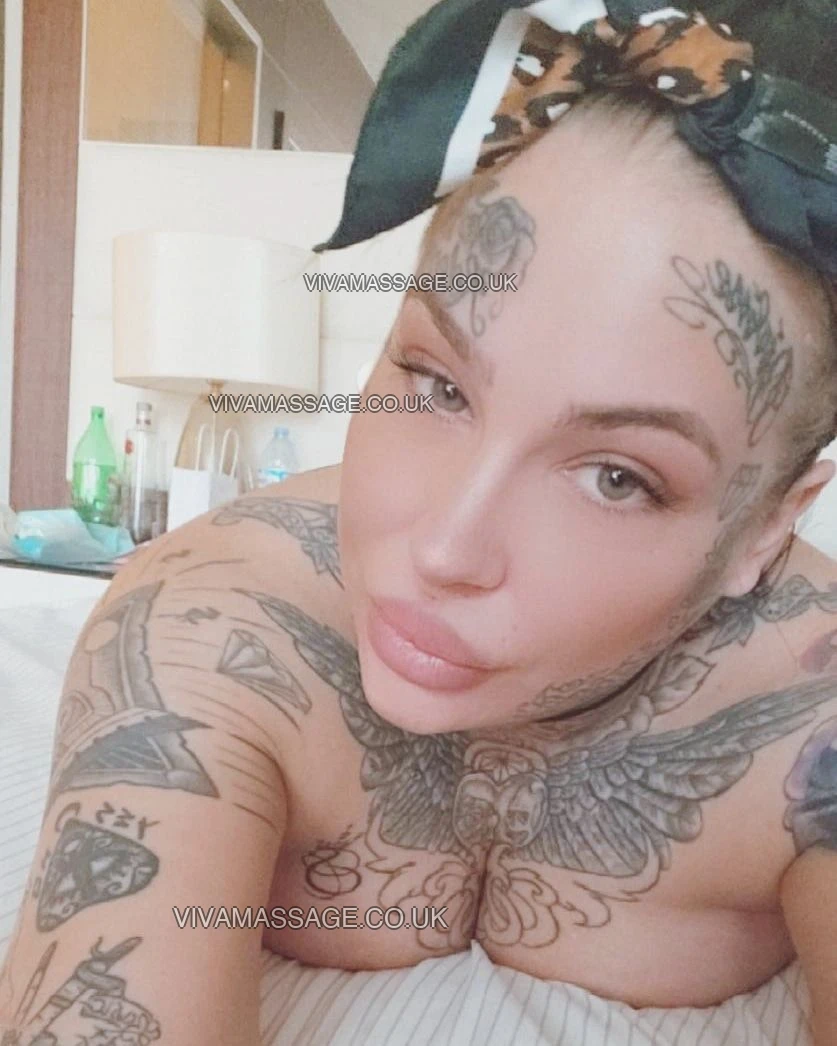 Photo 19 of zarah_foxxx