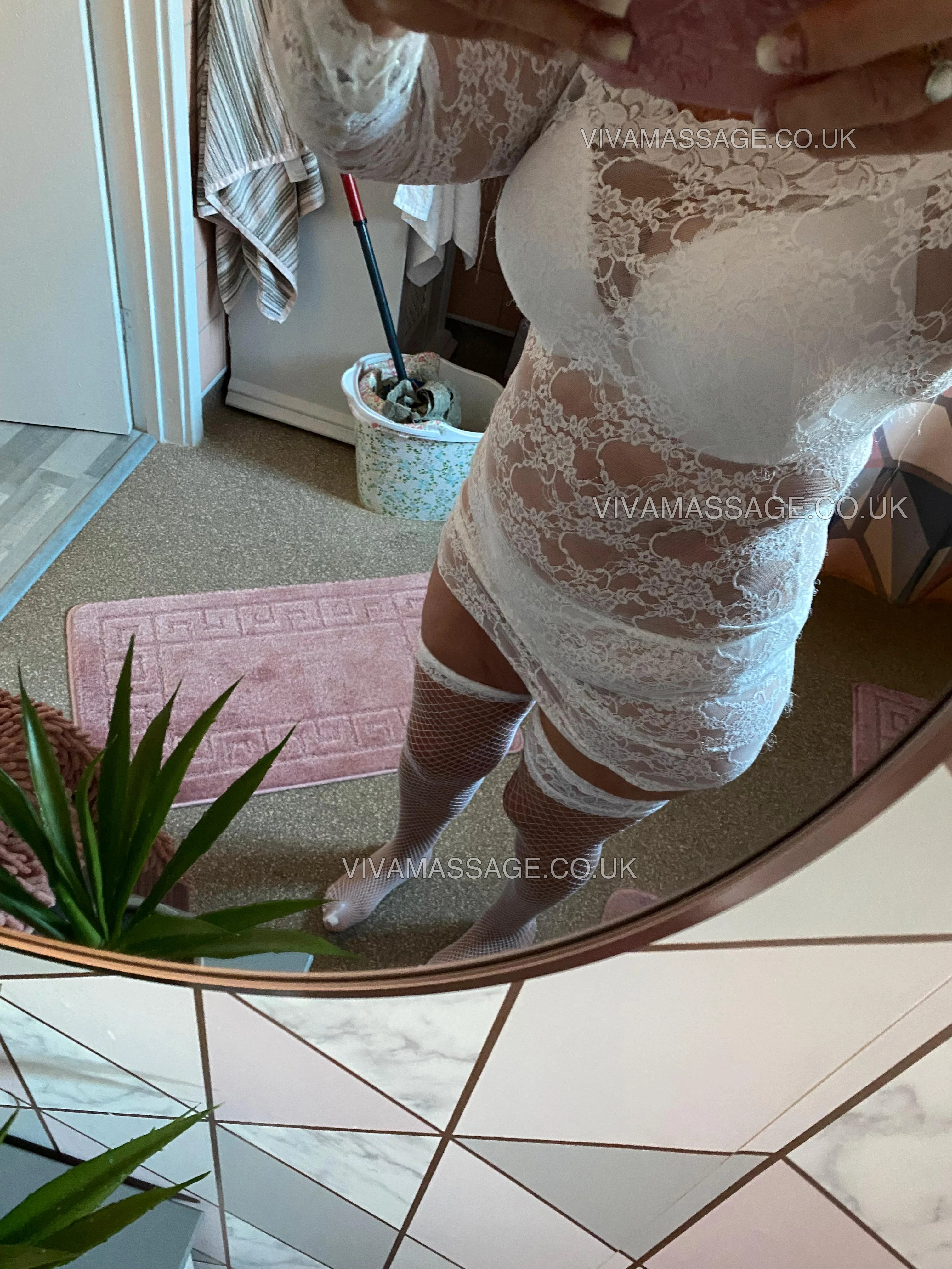 Photo 1 of britishjenny