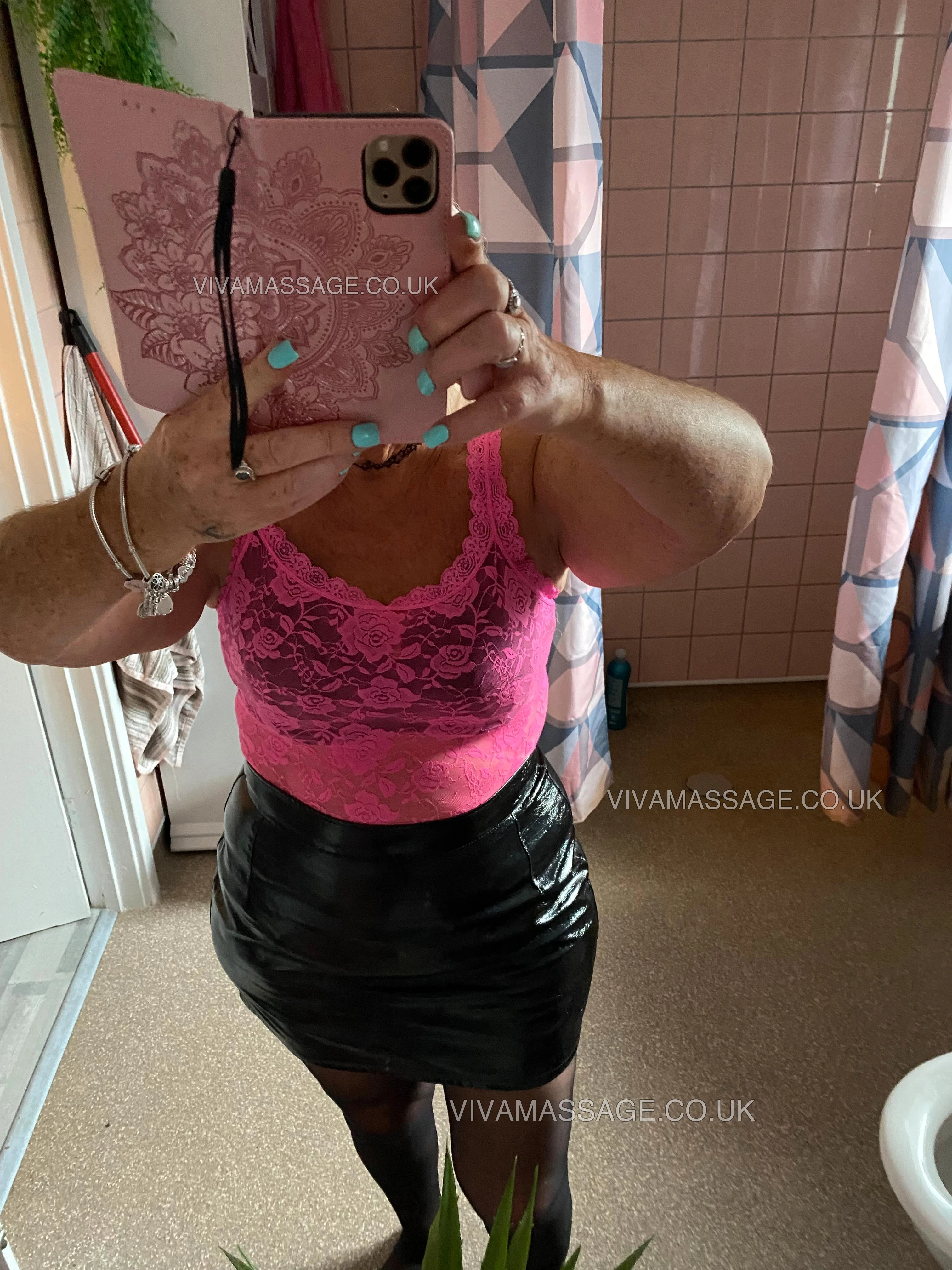 Photo 12 of britishjenny