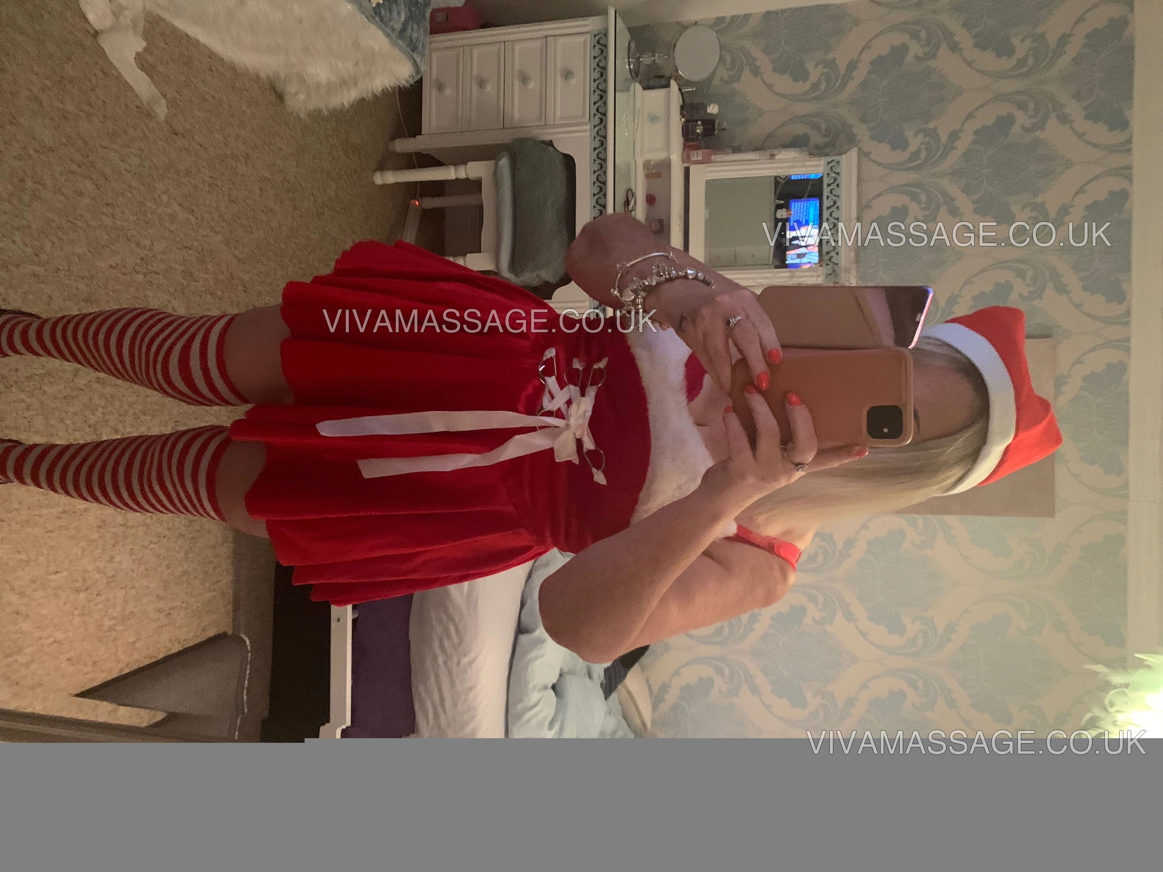 Photo 31 of britishjenny