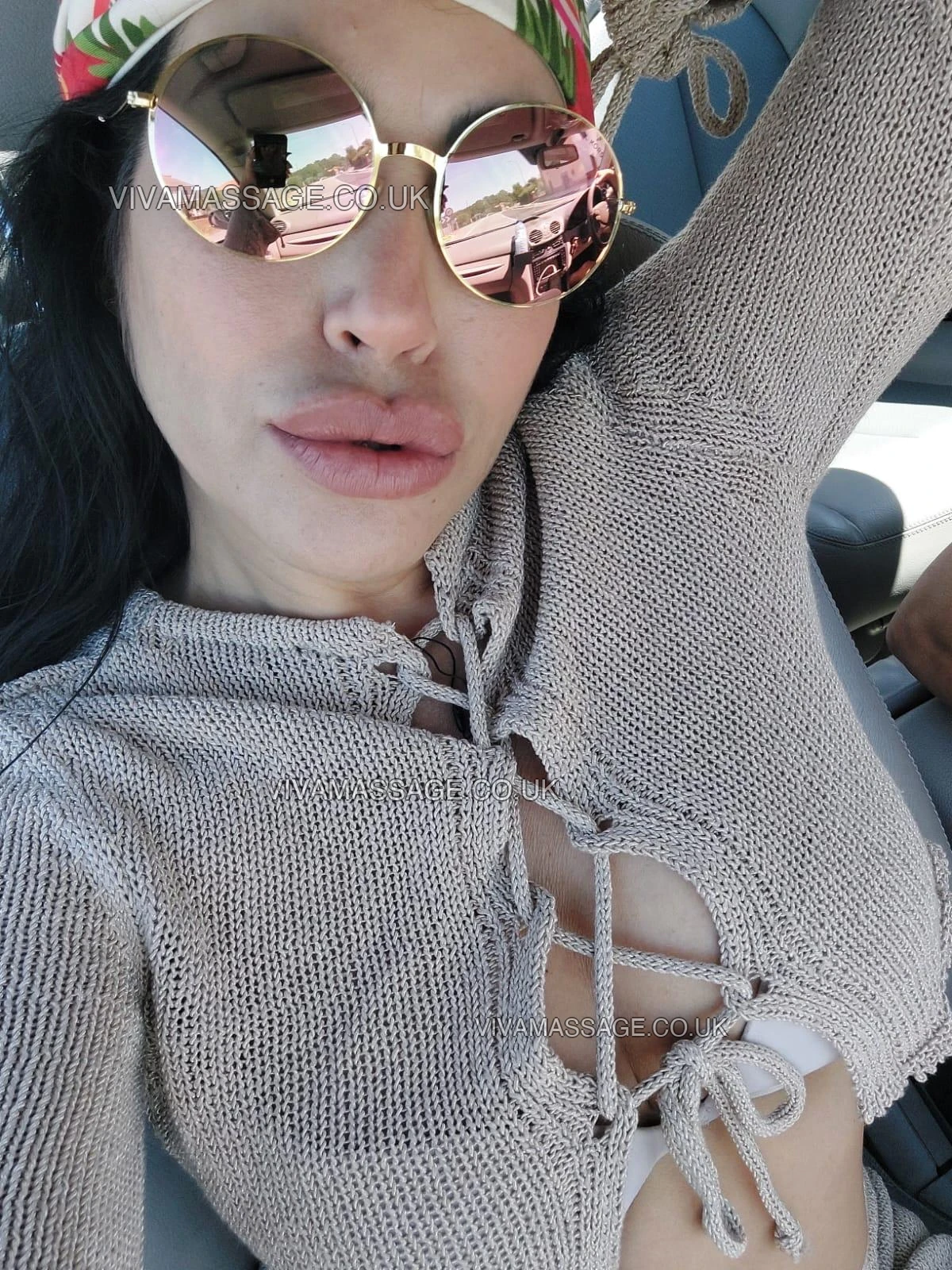 Photo 11 of AlineVIP