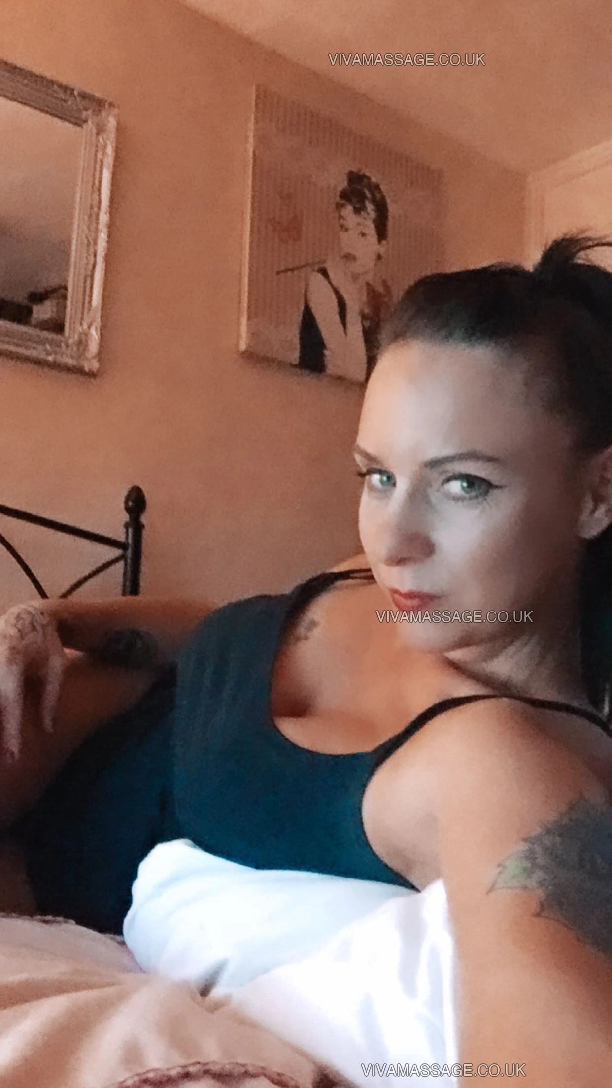 Photo 24 of AliceSmall4ux