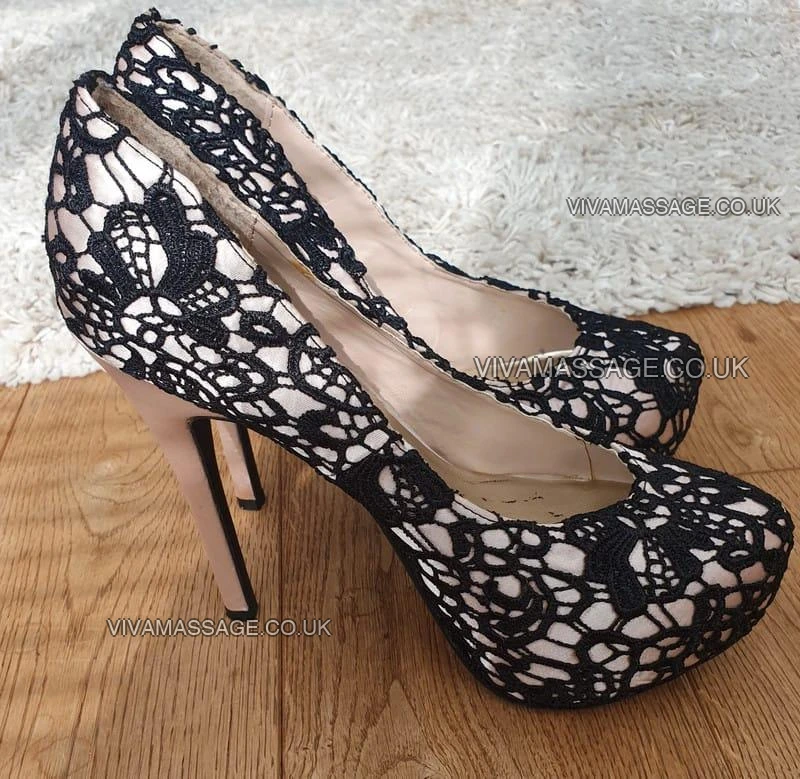 Photo 2 of matureloira