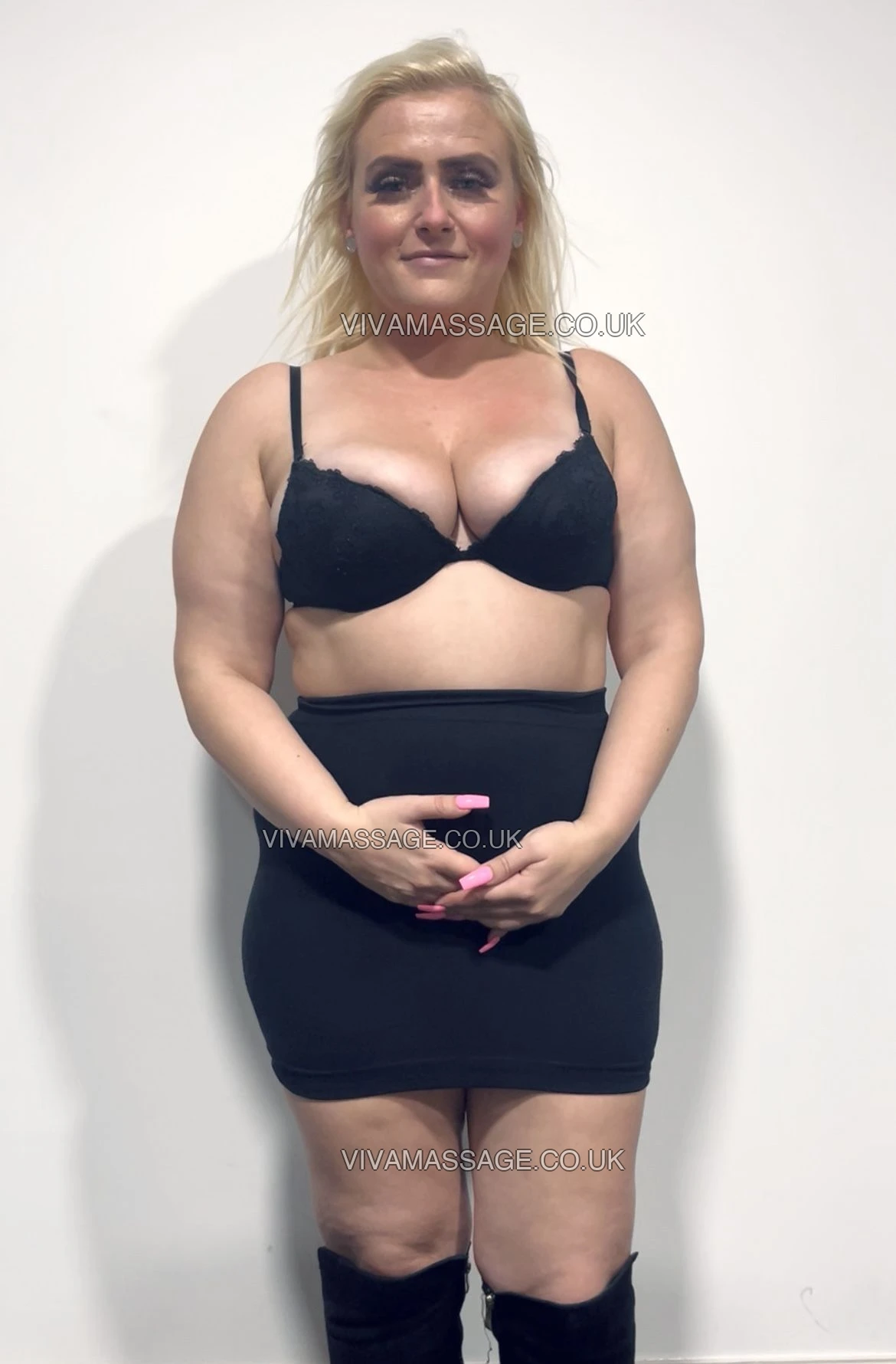 Photo 7 of NaughtyChloe92