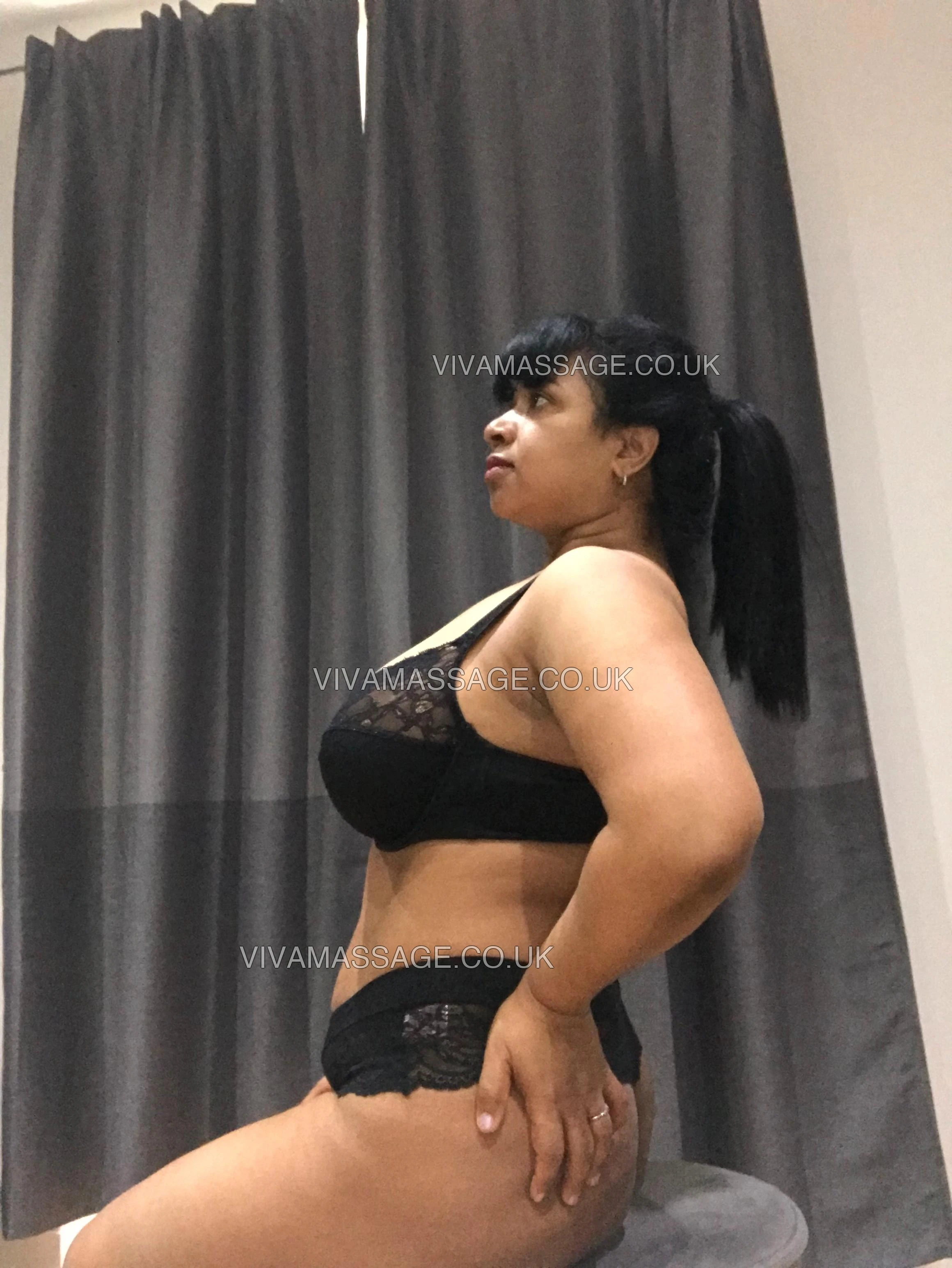 Photo 10 of Very hot Pamela 