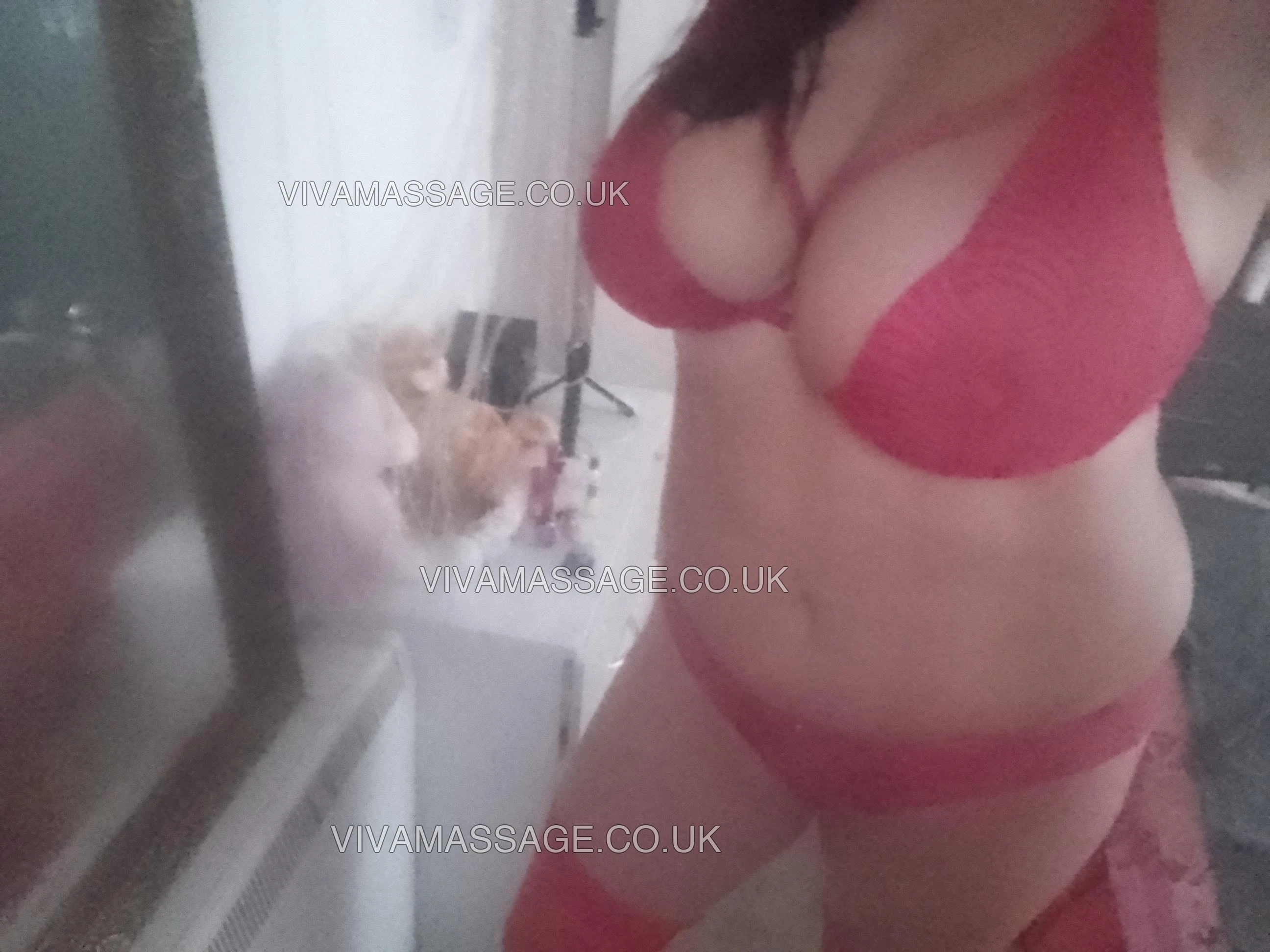 Photo 4 of lacy kisskiss