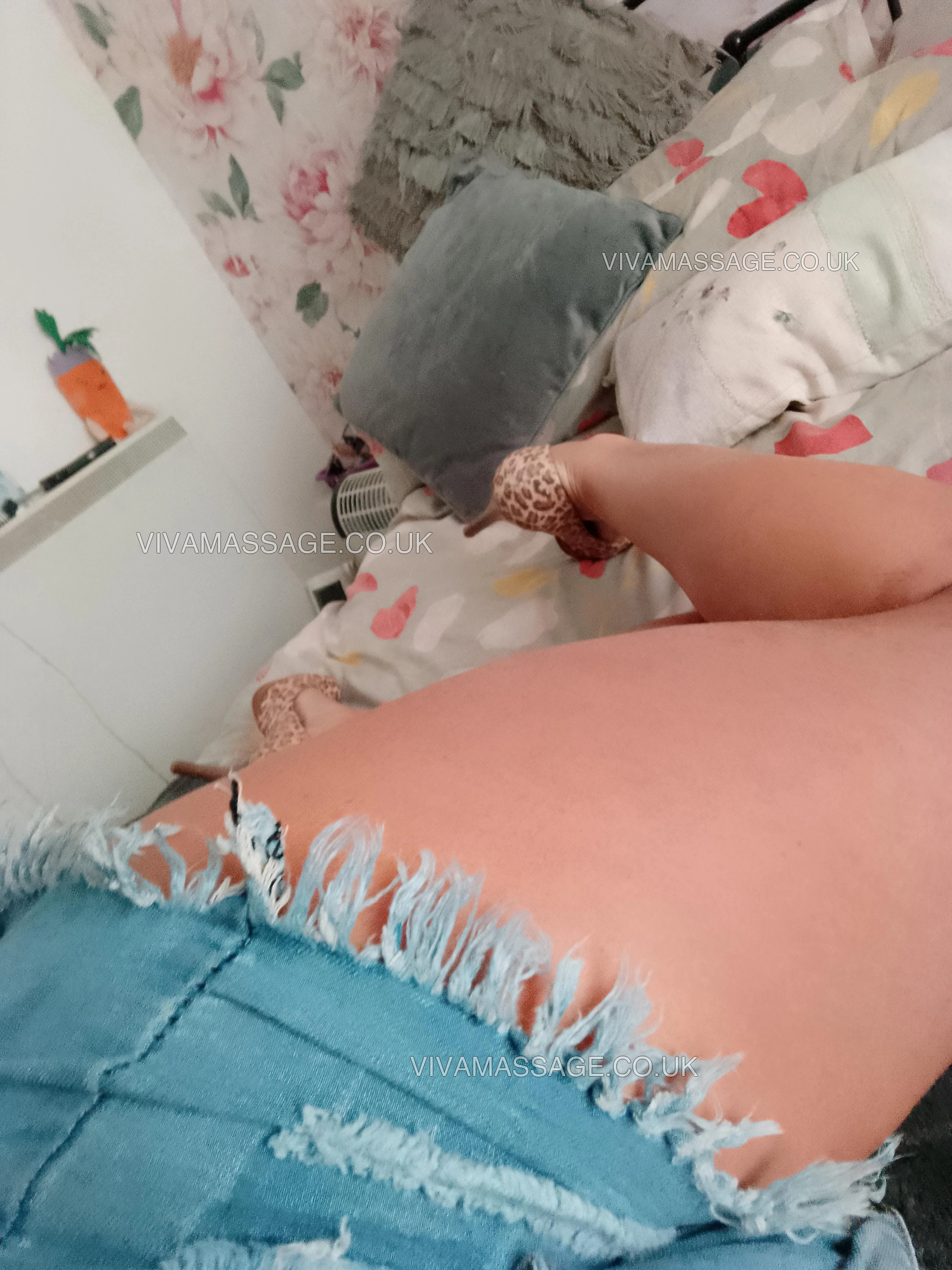 Photo 13 of lacy kisskiss