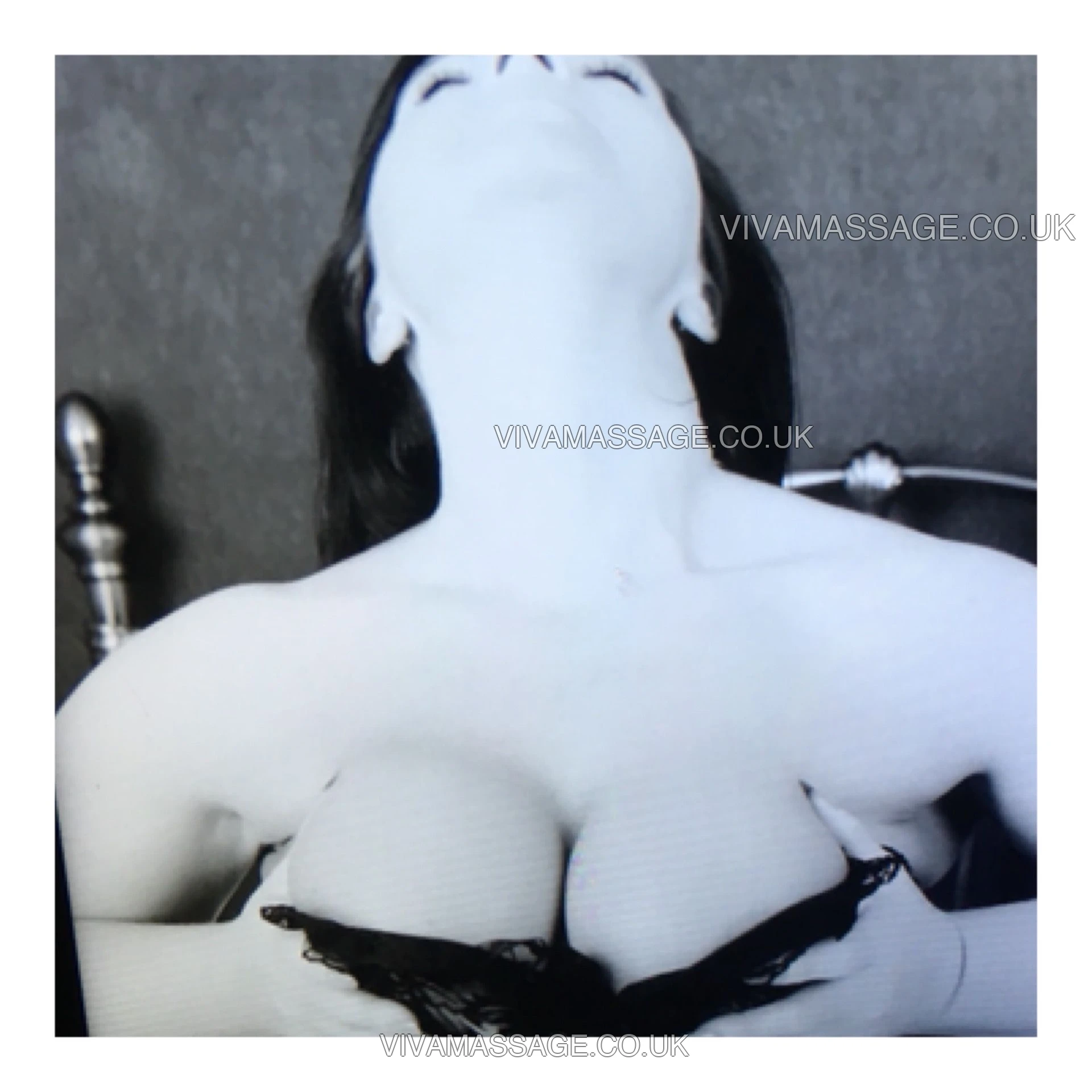 Photo 24 of Saskia Jones