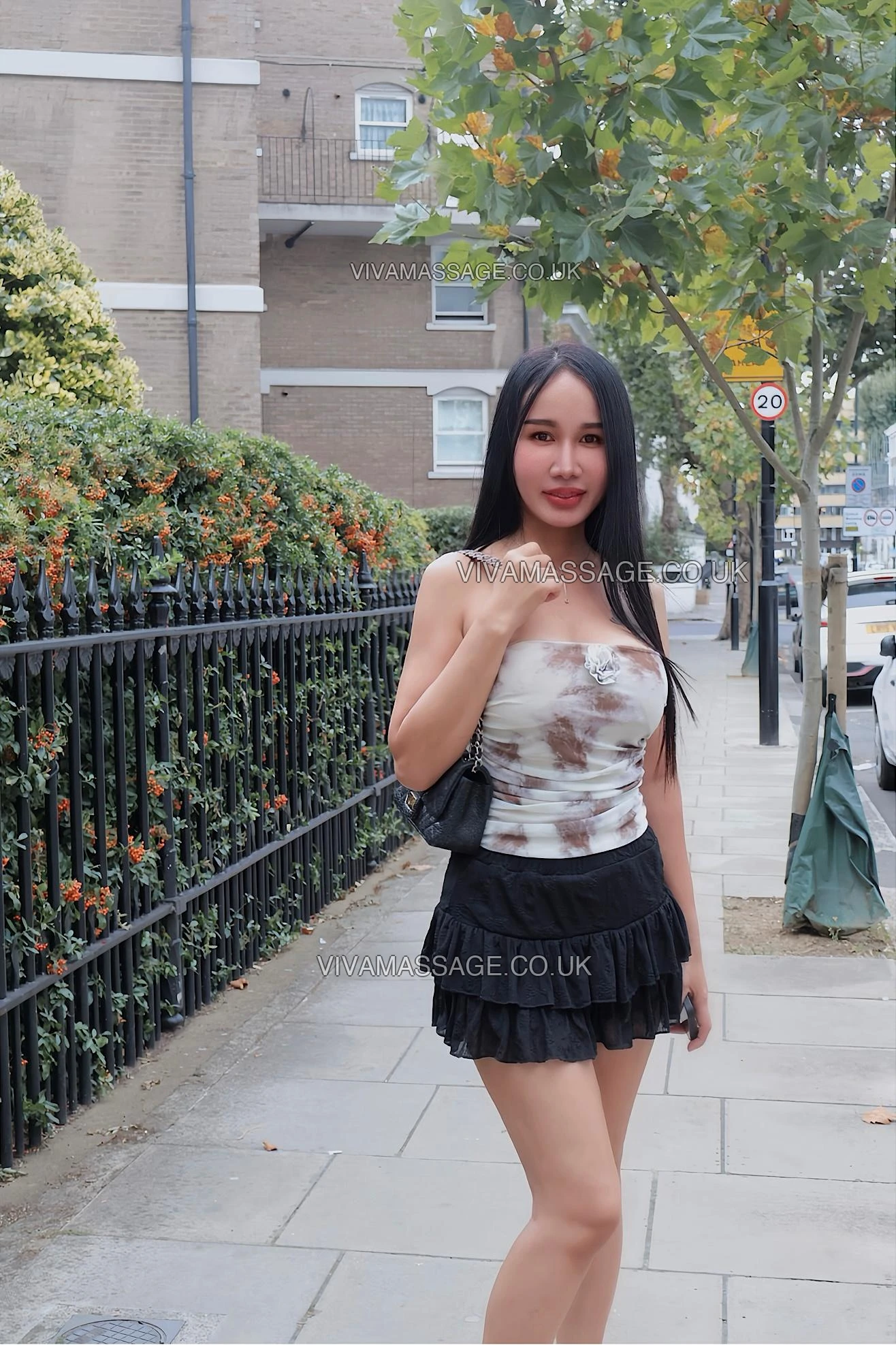 Photo 9 of YadaThai33