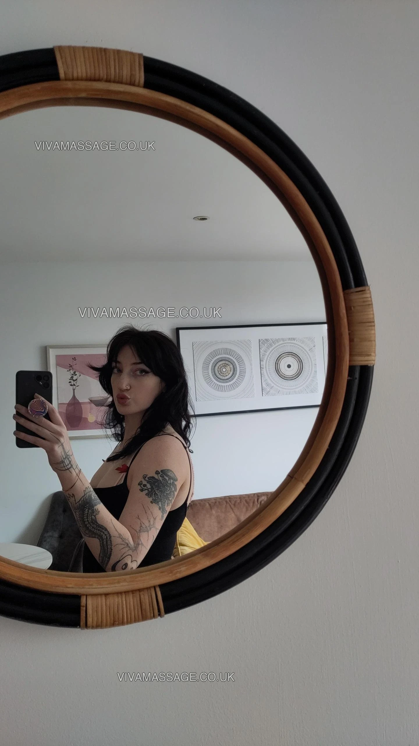 Photo 3 of Miss Mona