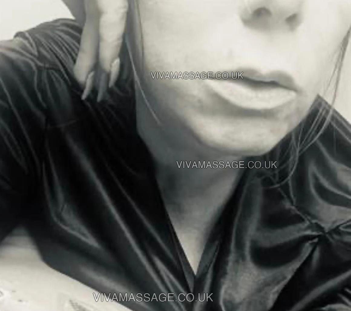 Photo 23 of TillyTaylor