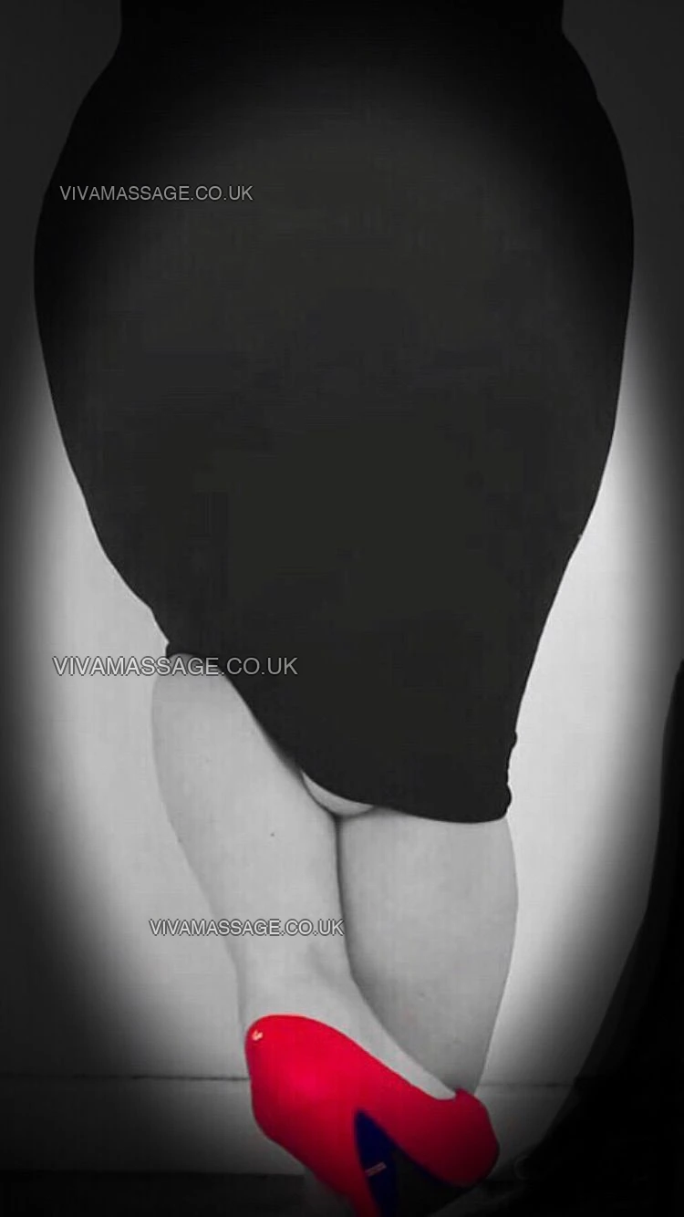 Photo 71 of TillyTaylor