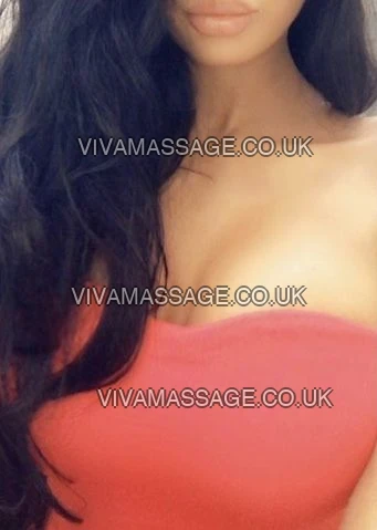 Photo 6 of CURVACIOUS SOPHIE 