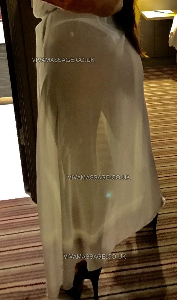 Photo 10 of CURVACIOUS SOPHIE 