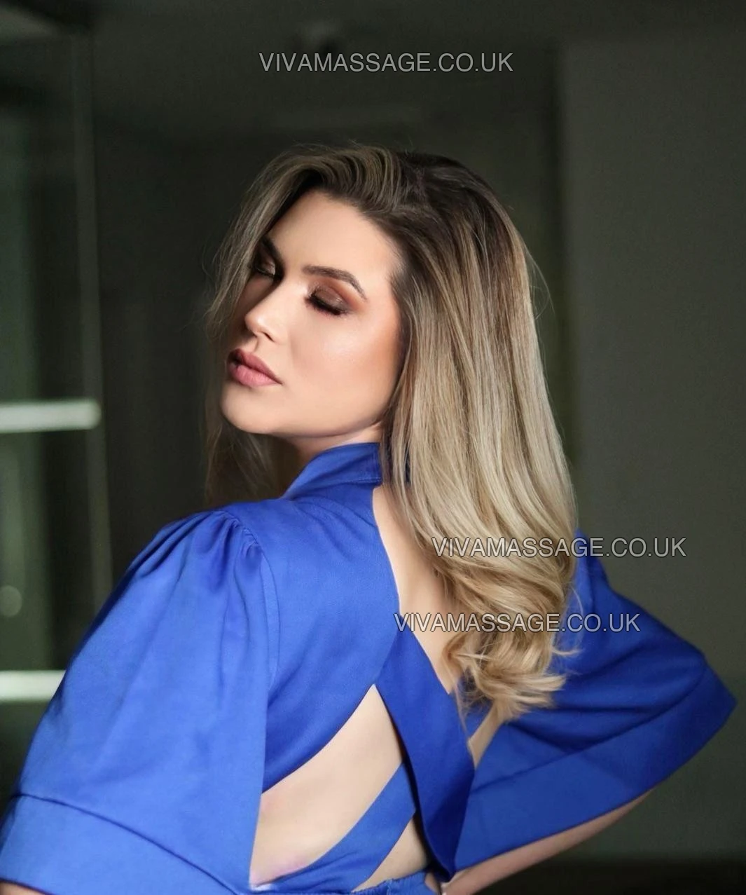 Photo 2 of Top Clara