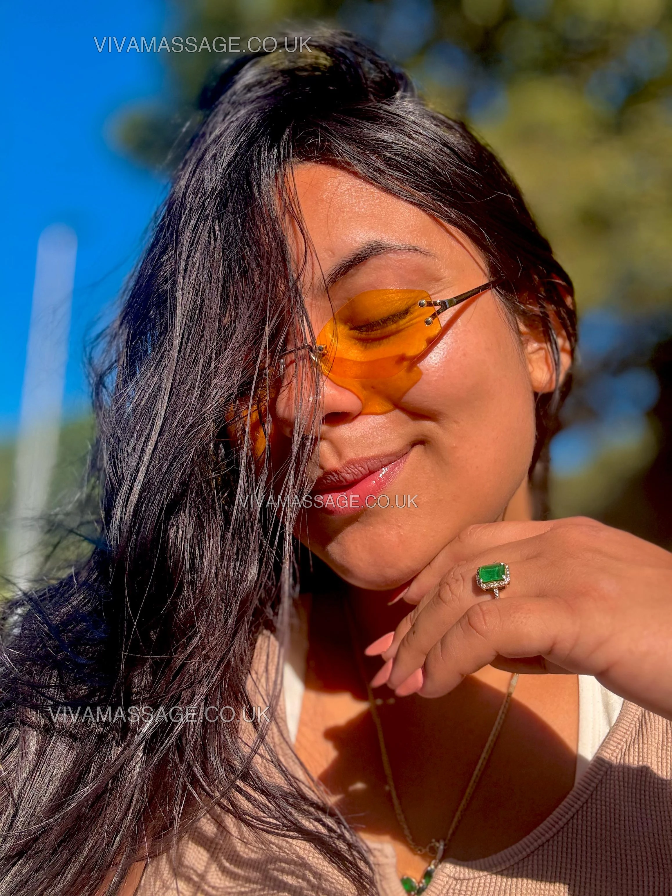 Photo 23 of Laura Sofía Latín