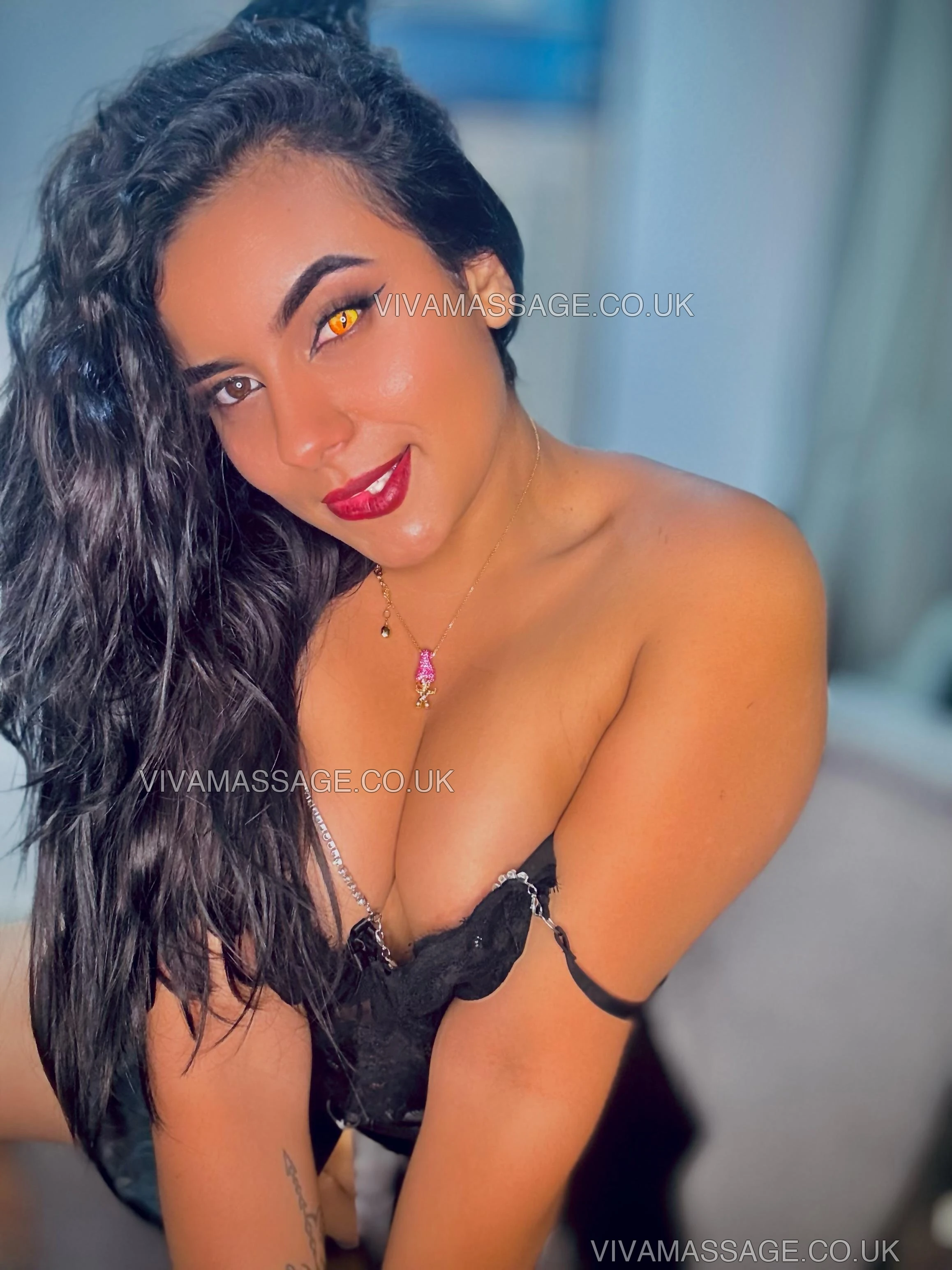 Photo 25 of Laura Sofía Latín