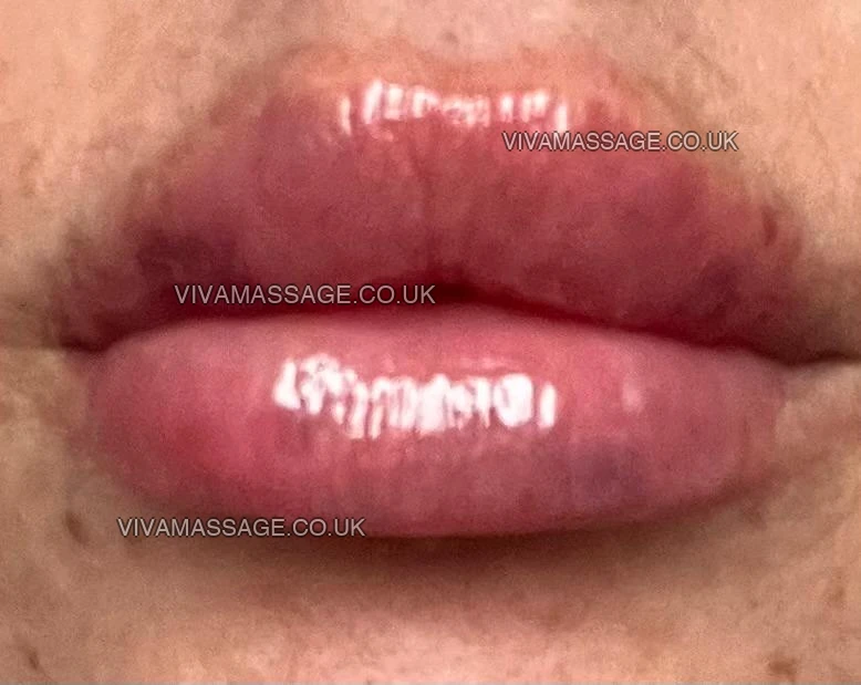 Photo 1 of NaughtyNaomi4u