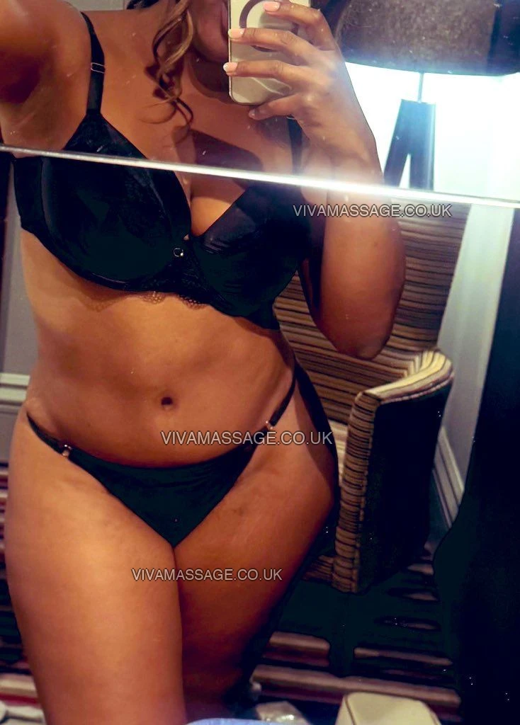 Photo 26 of MissCapriceKhala