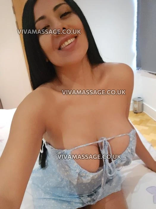 Photo 36 of Tatii Tathiana